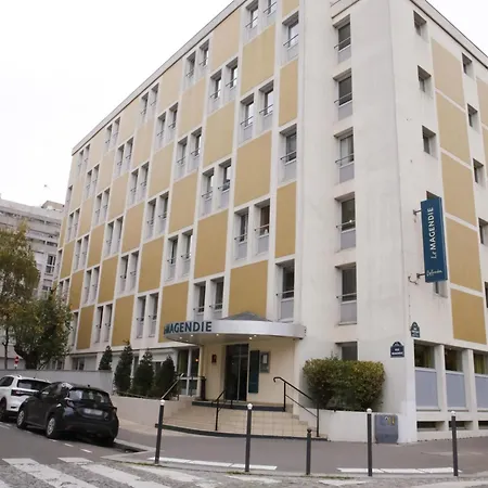 ホテル Belambra Clubs & - Le Magendie パリ